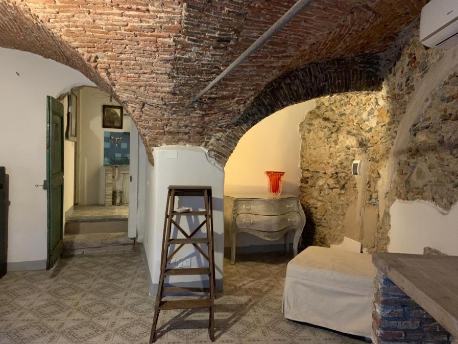 B&B Giardinidivale A 2 Chilometri Da Finale Ligure Borgio Verezzi Kamer foto